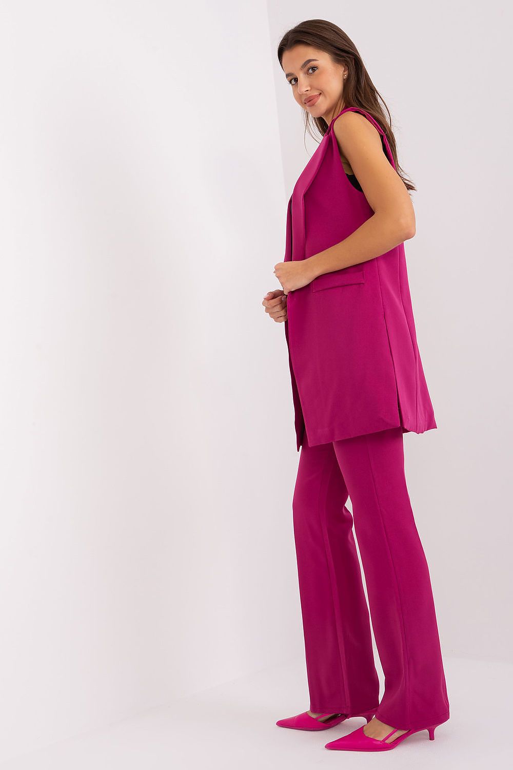  Pantaloni de damă model 187457 Italy Moda 
