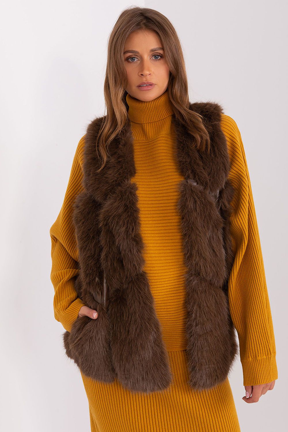  Vestă model 187536 AT 