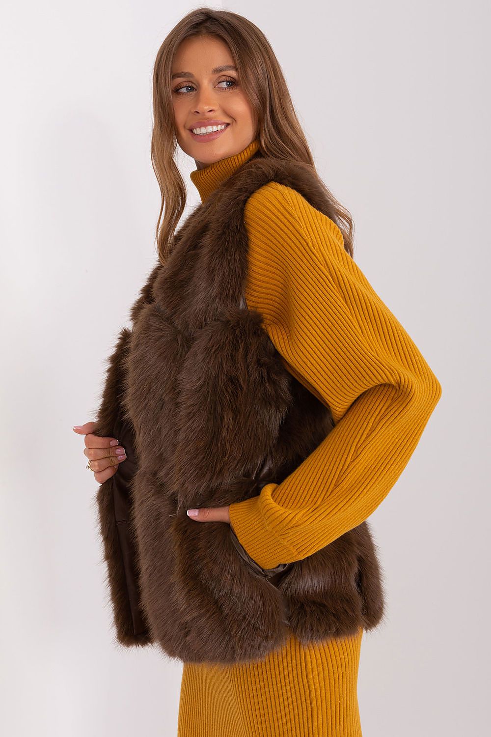 Vestă model 187536 AT 