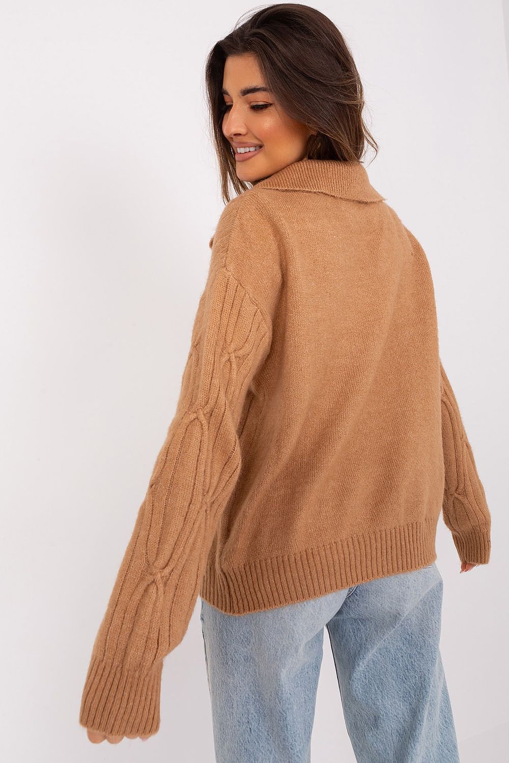  Pulover model 187737 AT 
