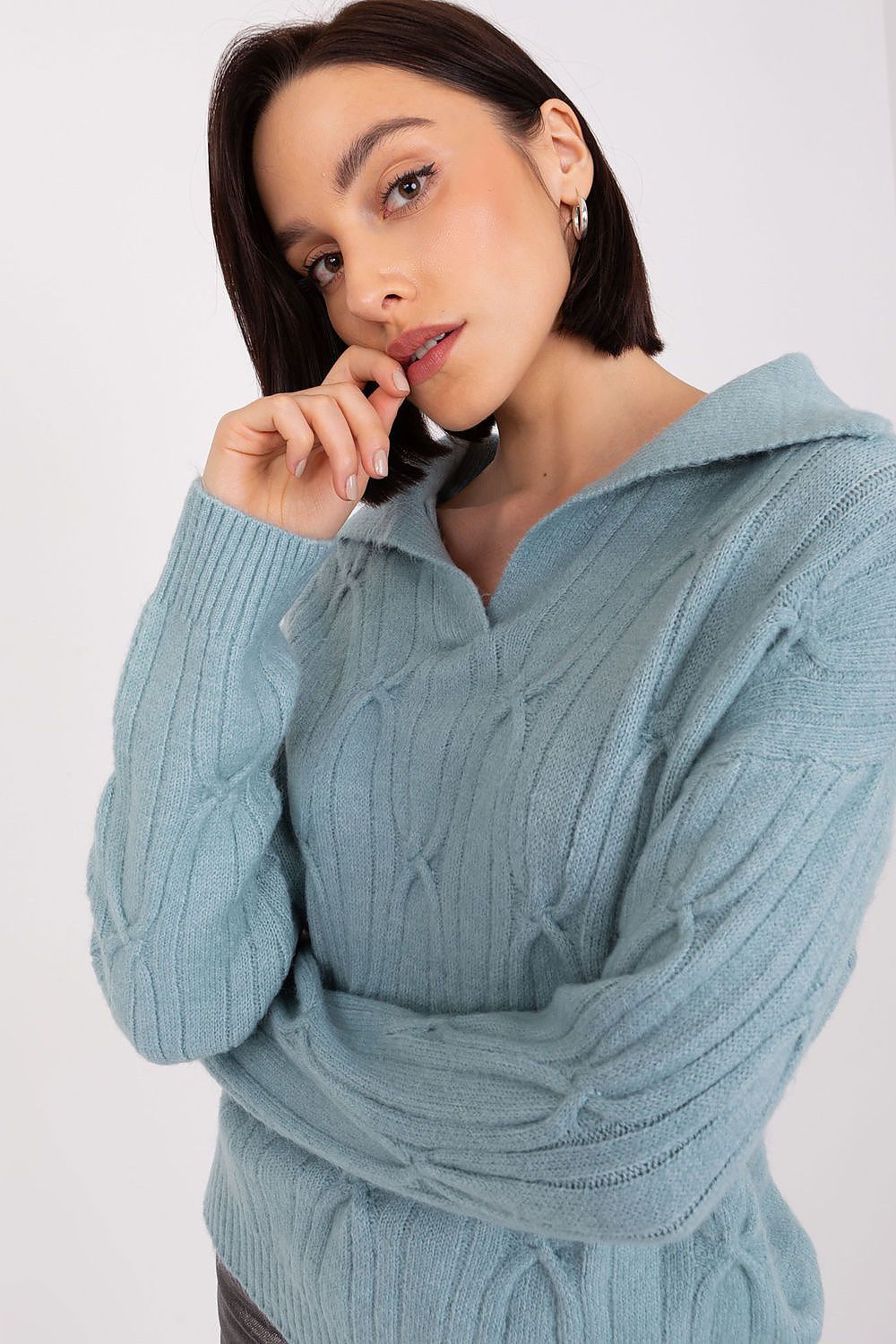  Pulover model 188272 AT 