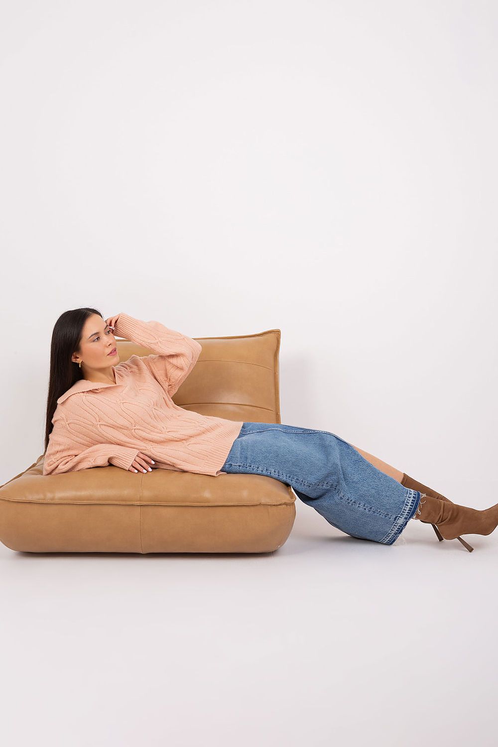  Pulover model 188273 AT 