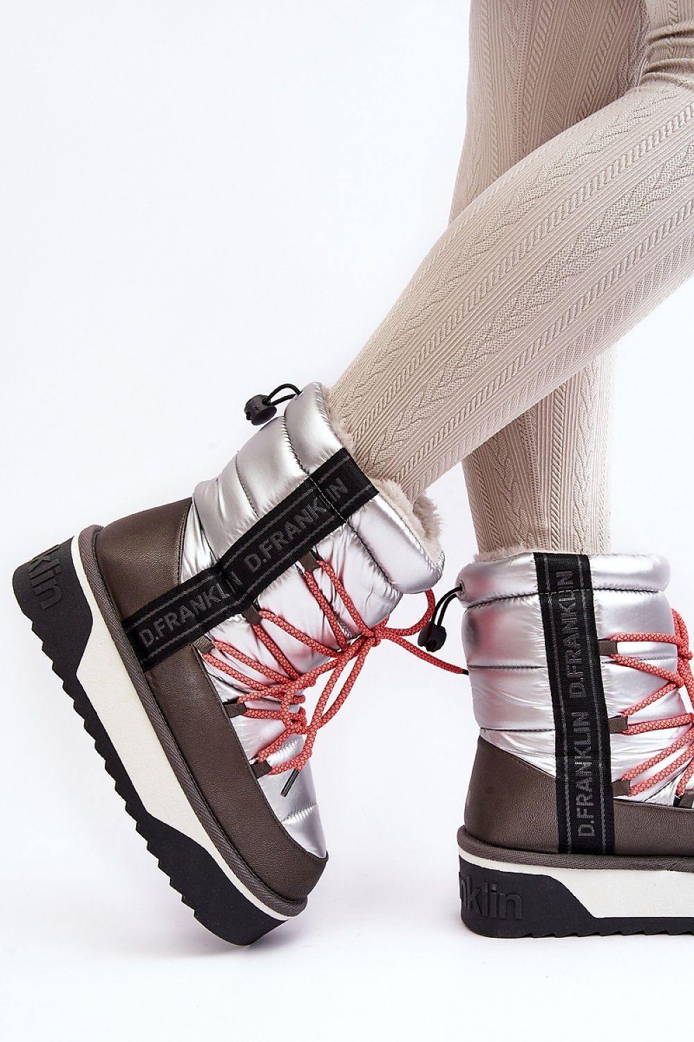  Moon boots model 188638 Step in style 