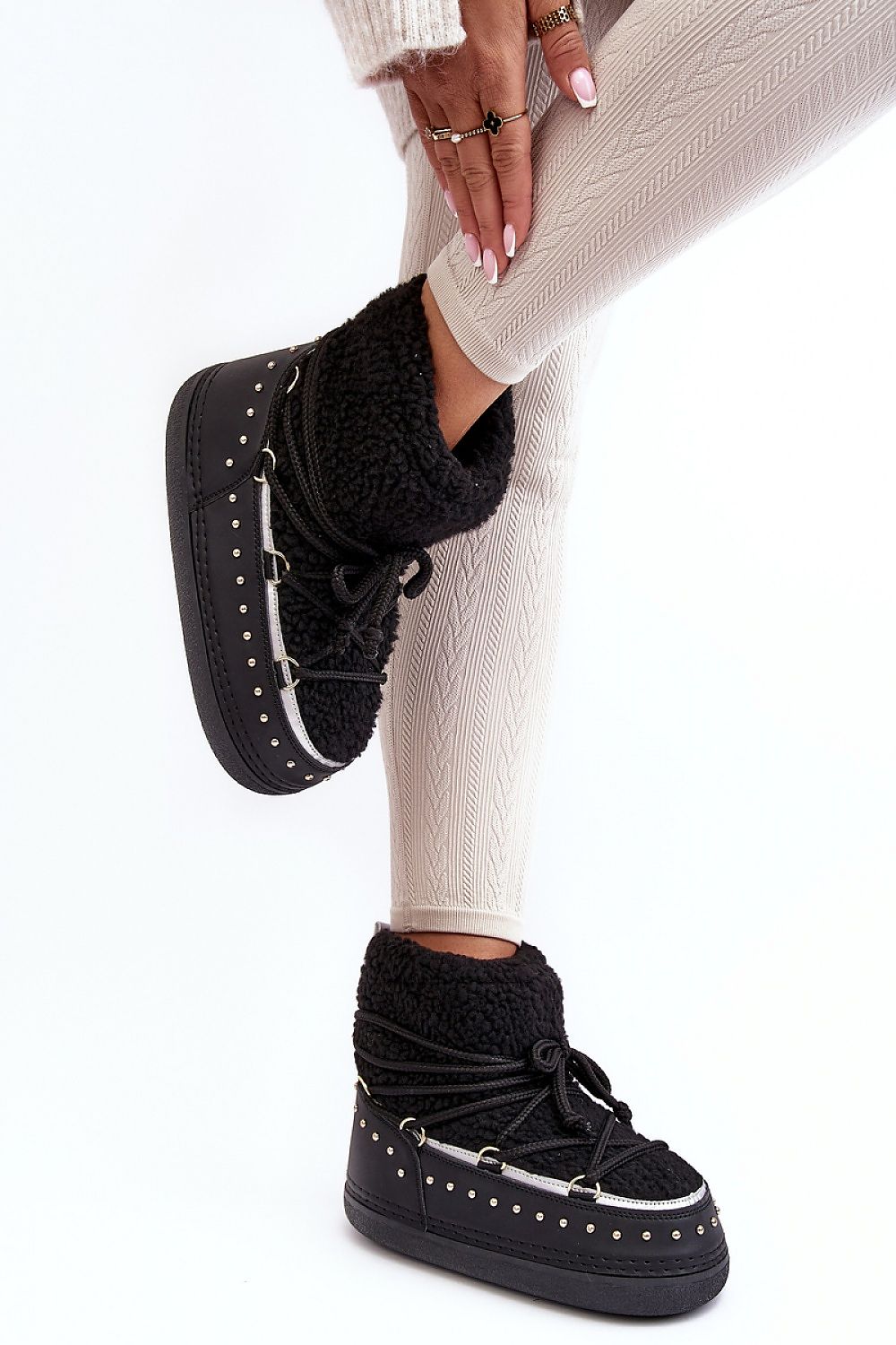  Moon boots model 188648 Step in style 