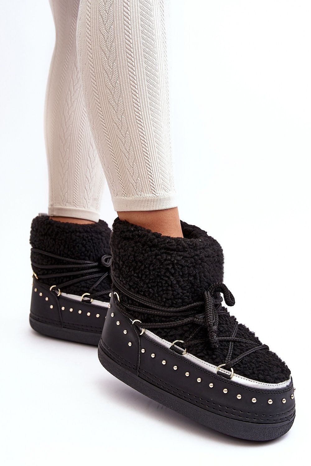  Moon boots model 188648 Step in style 