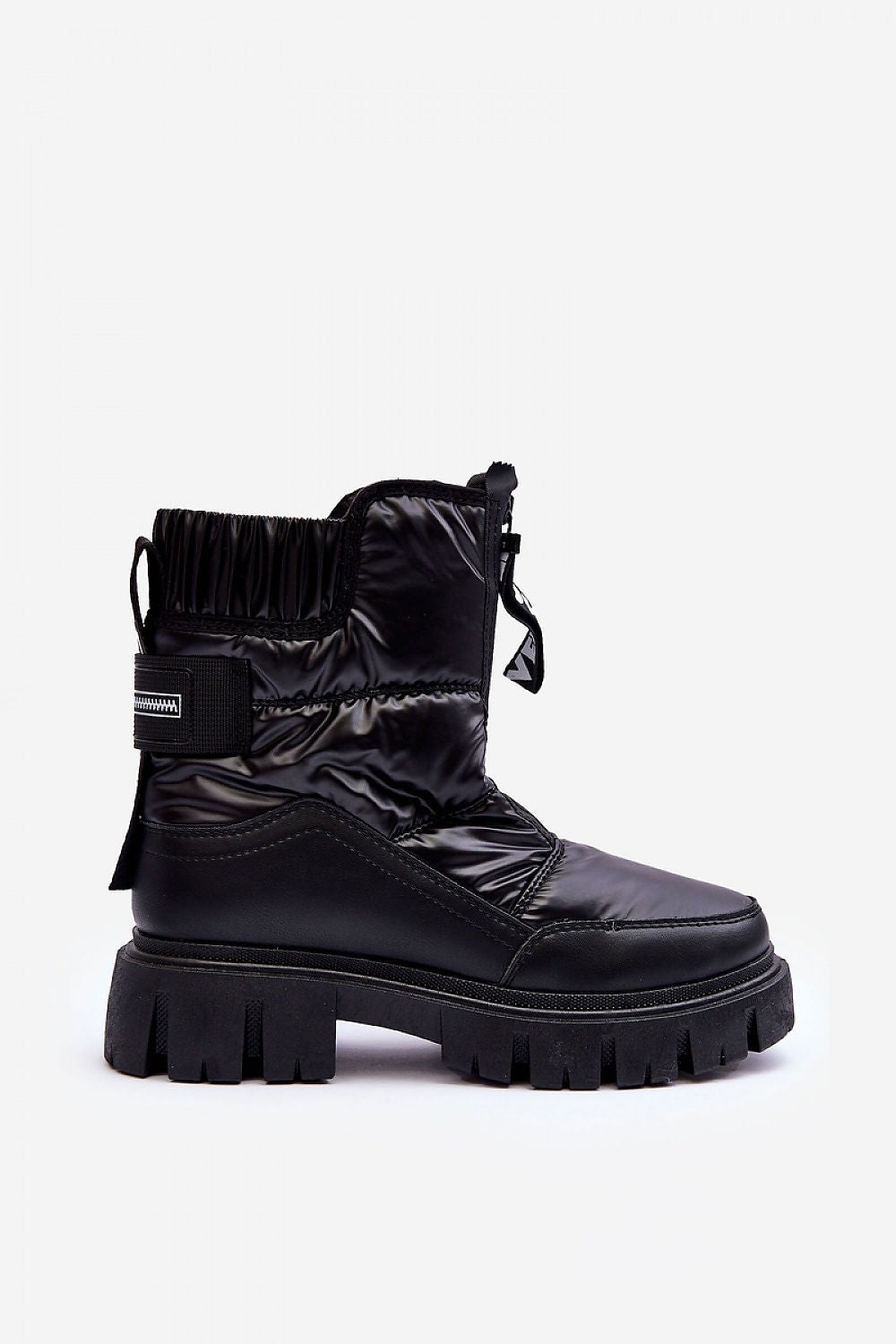  Moon boots model 190510 Step in style 