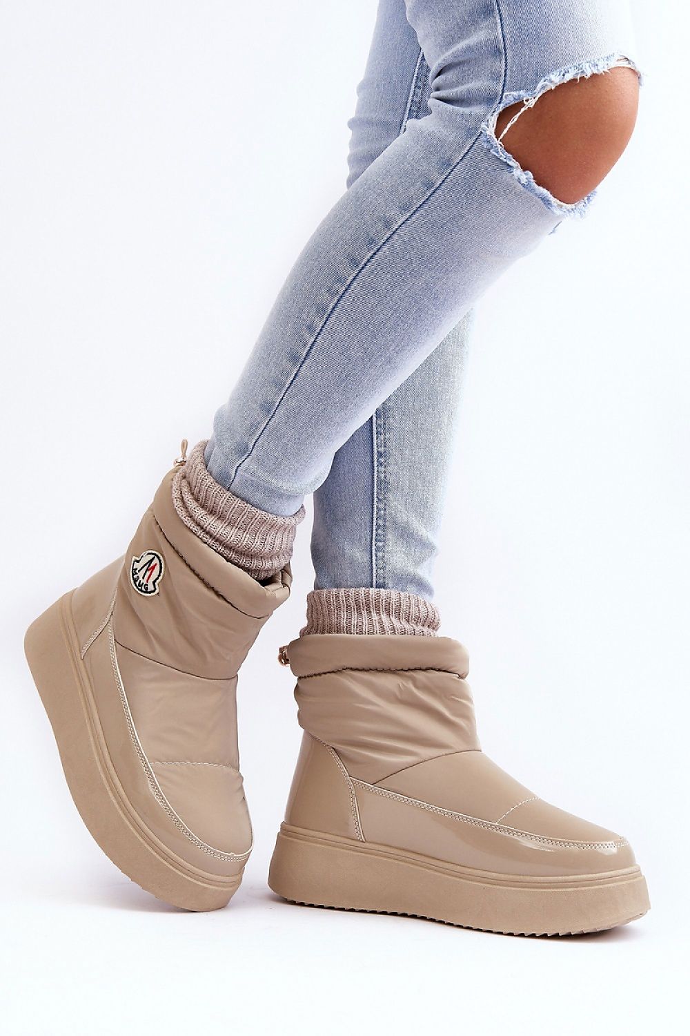  Moon boots model 190513 Step in style 
