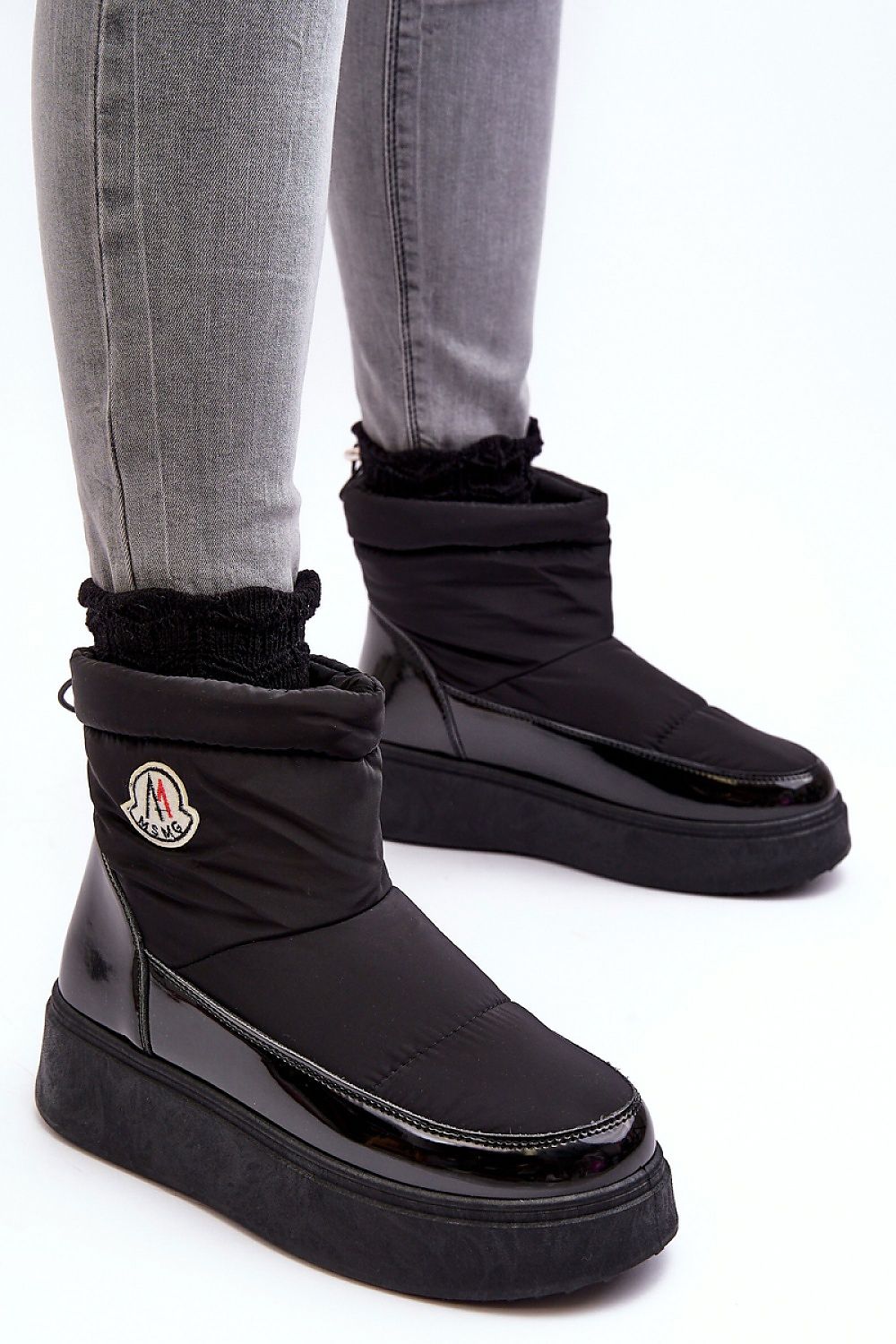  Moon boots model 190514 Step in style 
