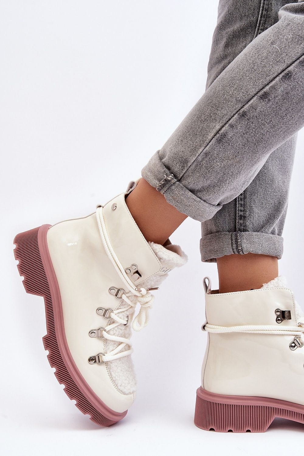  Bocanci model 190717 Step in style 