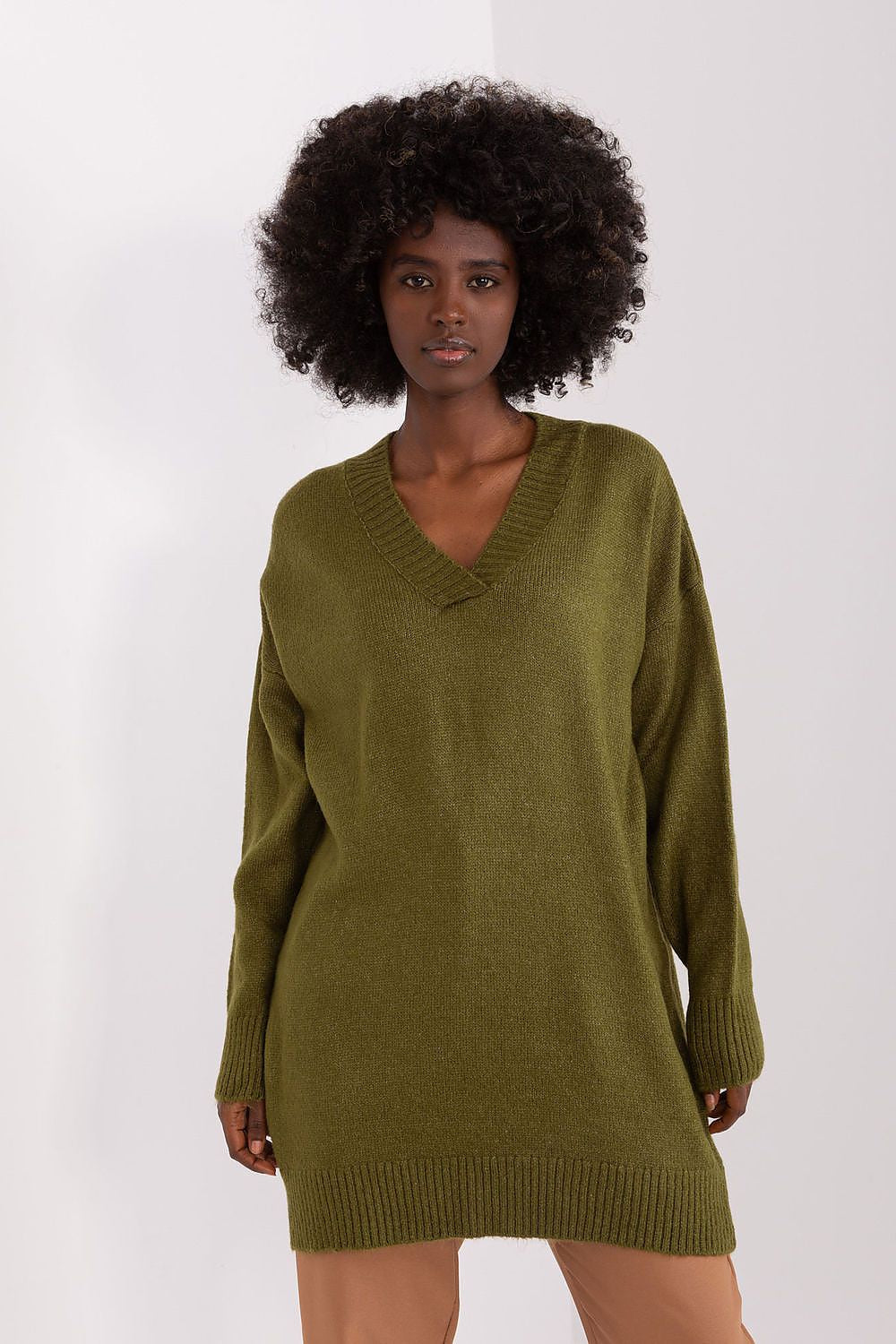  Pulover model 190755 Badu 