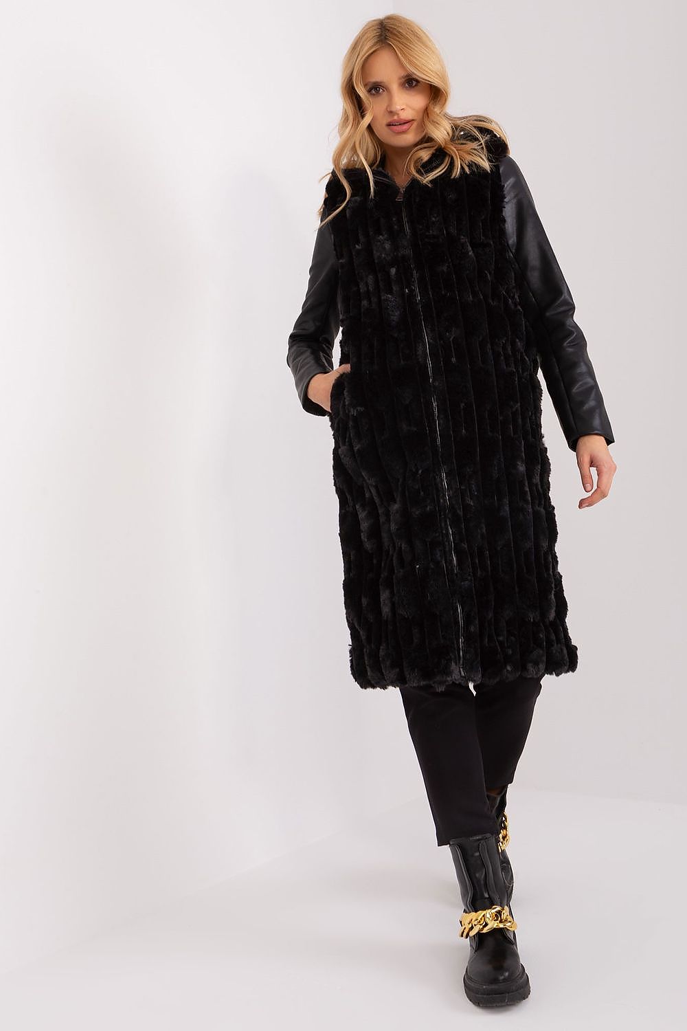  Vestă model 190866 AT 