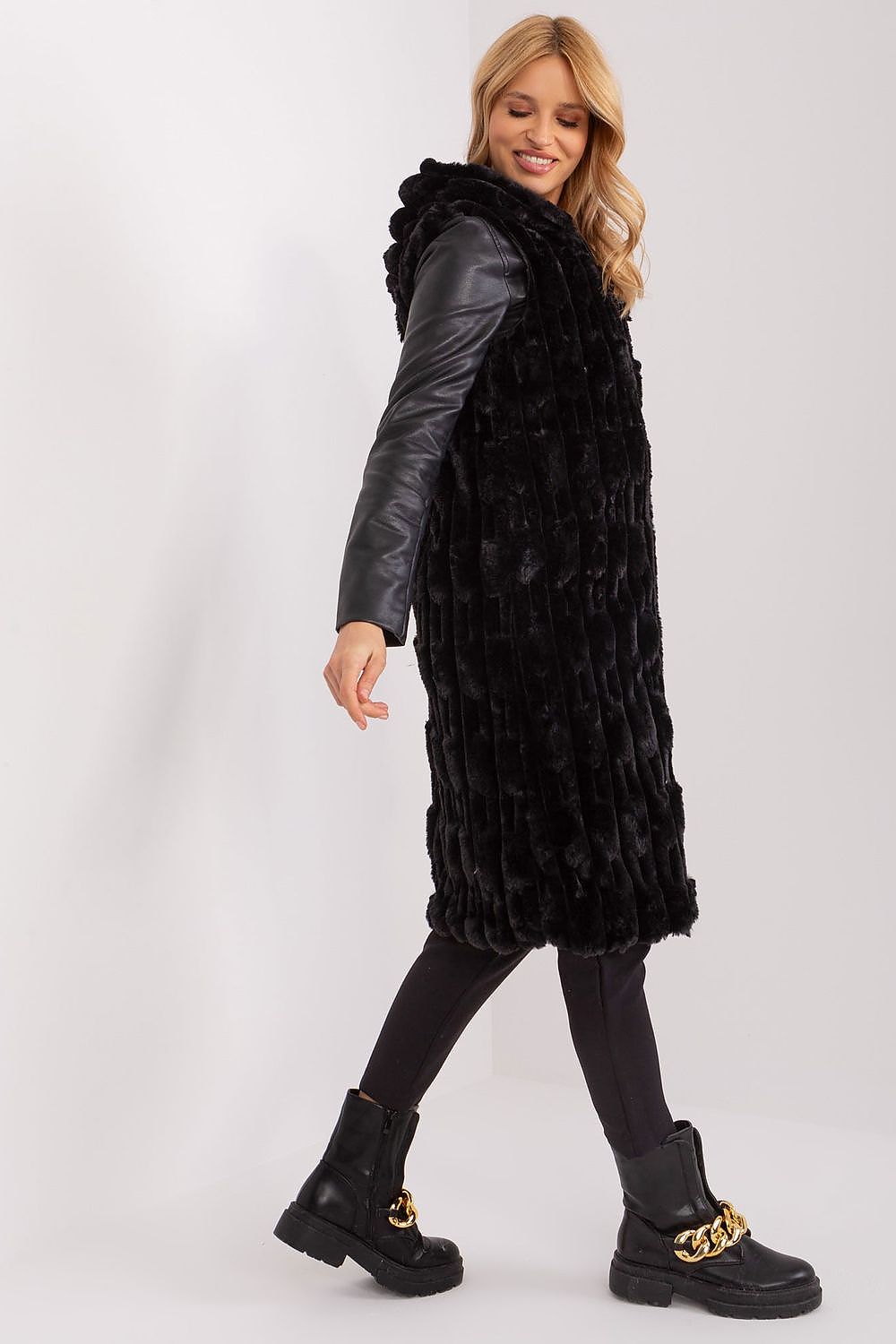  Vestă model 190866 AT 