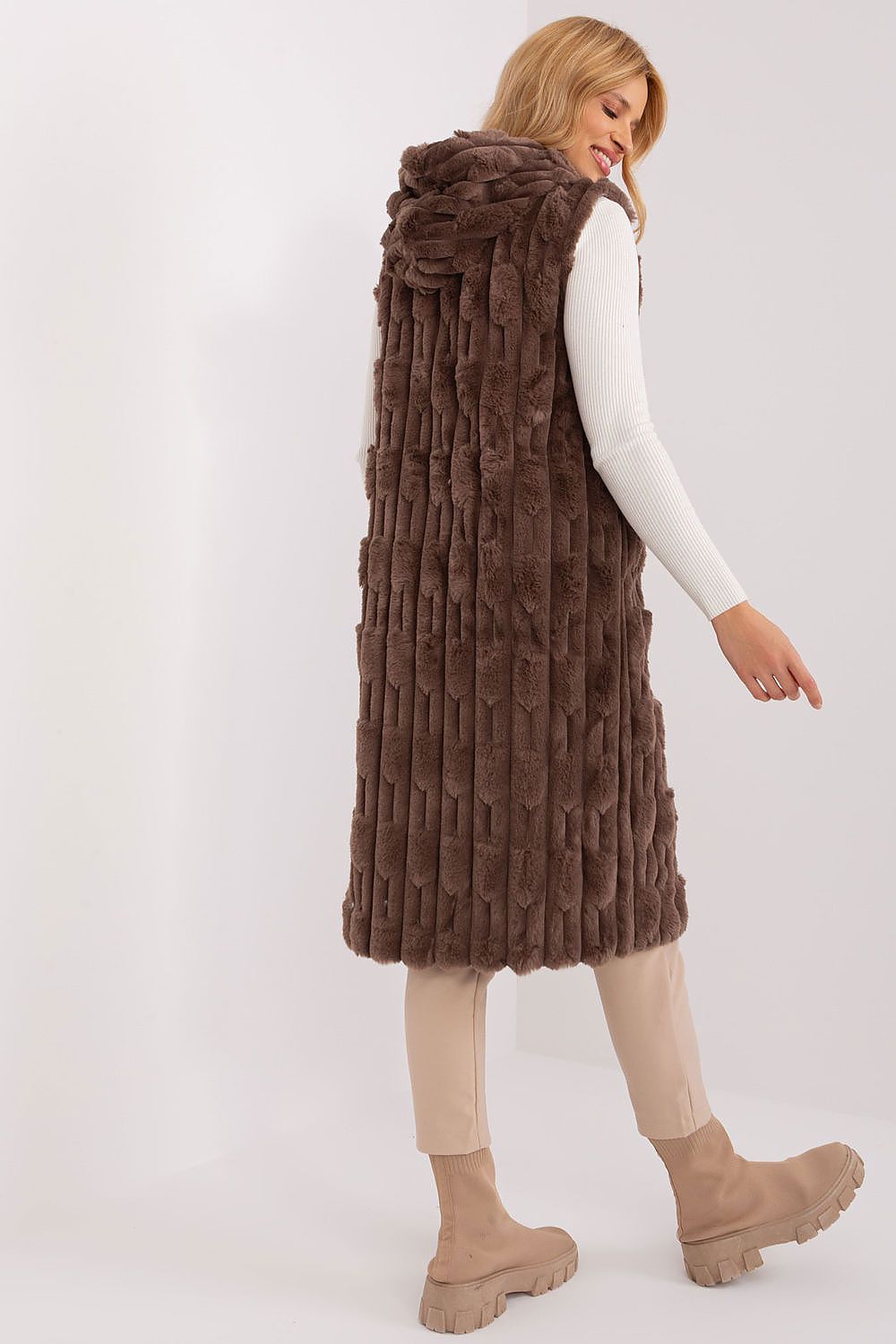  Vestă model 190868 AT 