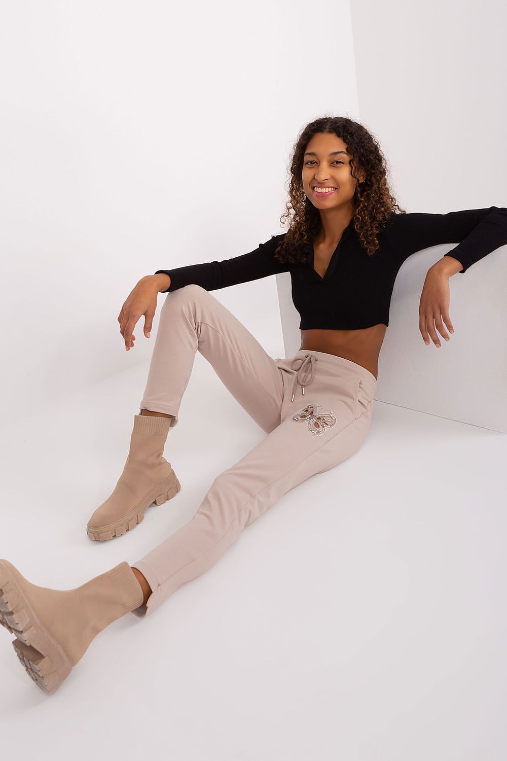  Pantaloni de trening model 191215 Relevance 