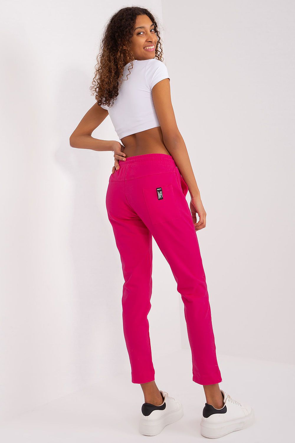  Pantaloni de trening model 191223 Relevance 