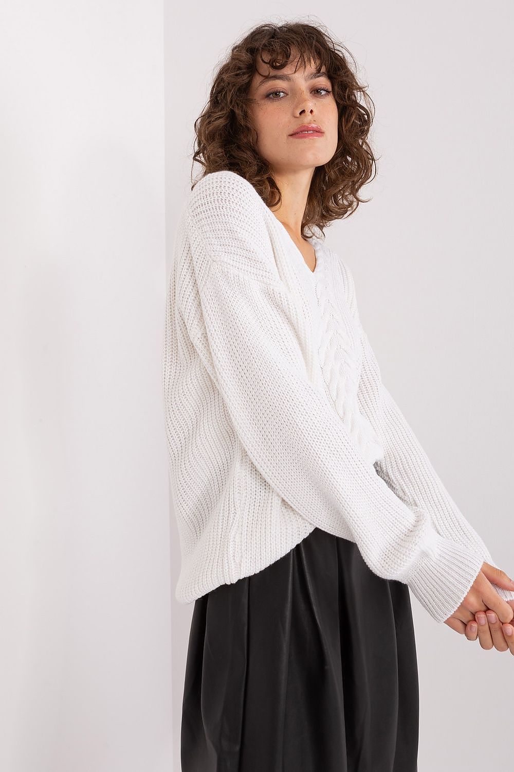  Pulover model 191419 Badu 