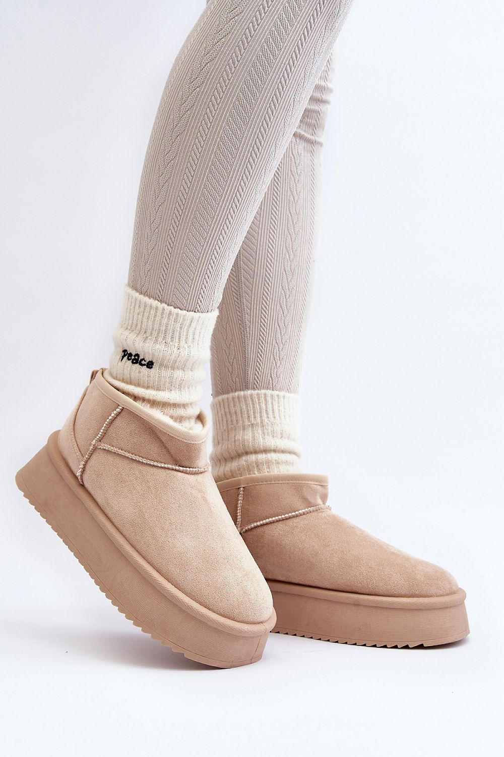  Moon boots model 191631 Step in style 