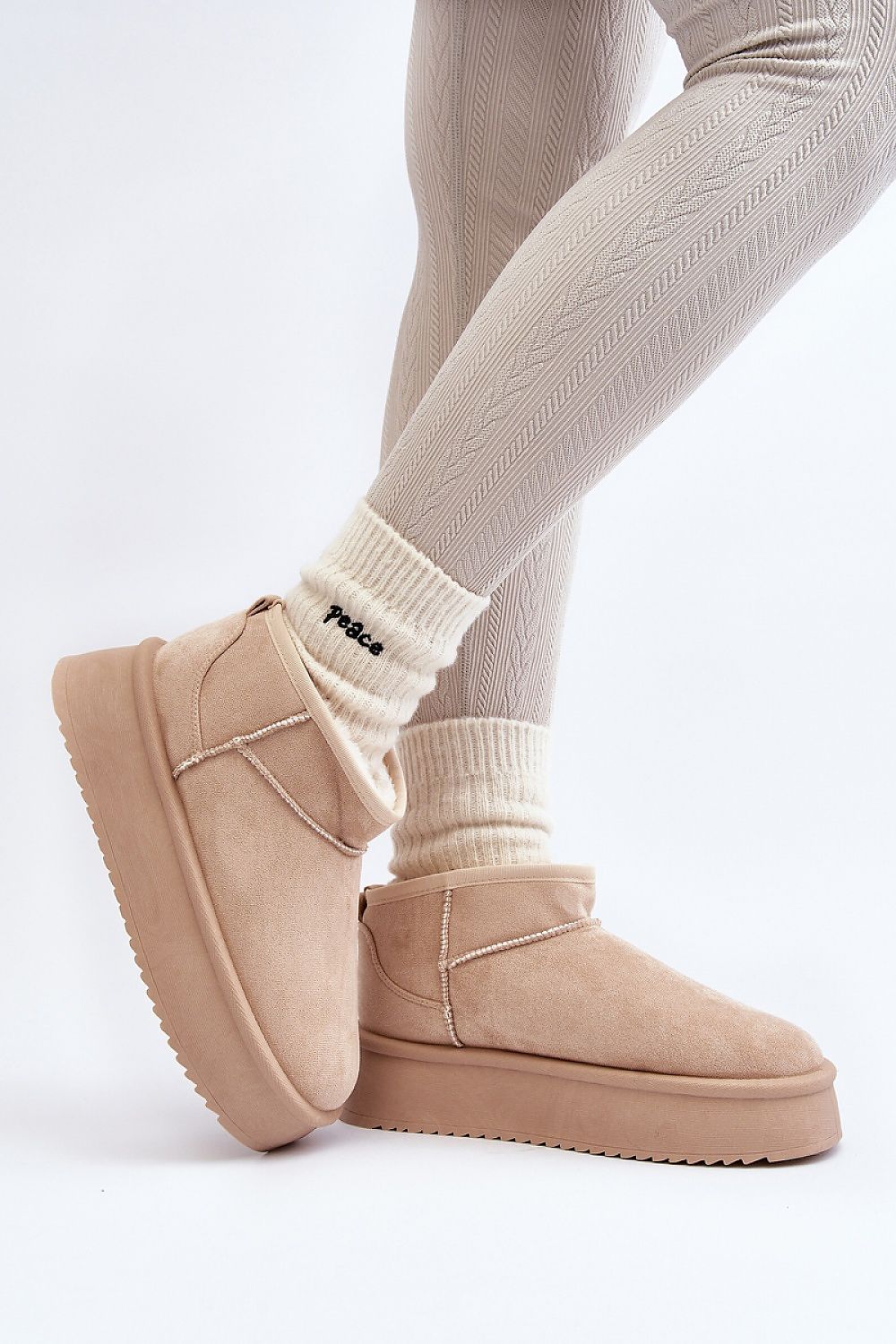  Moon boots model 191631 Step in style 