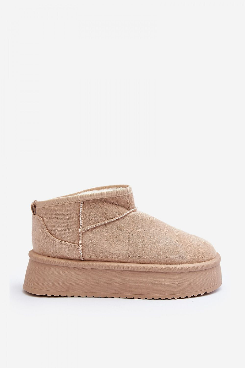  Moon boots model 191631 Step in style 