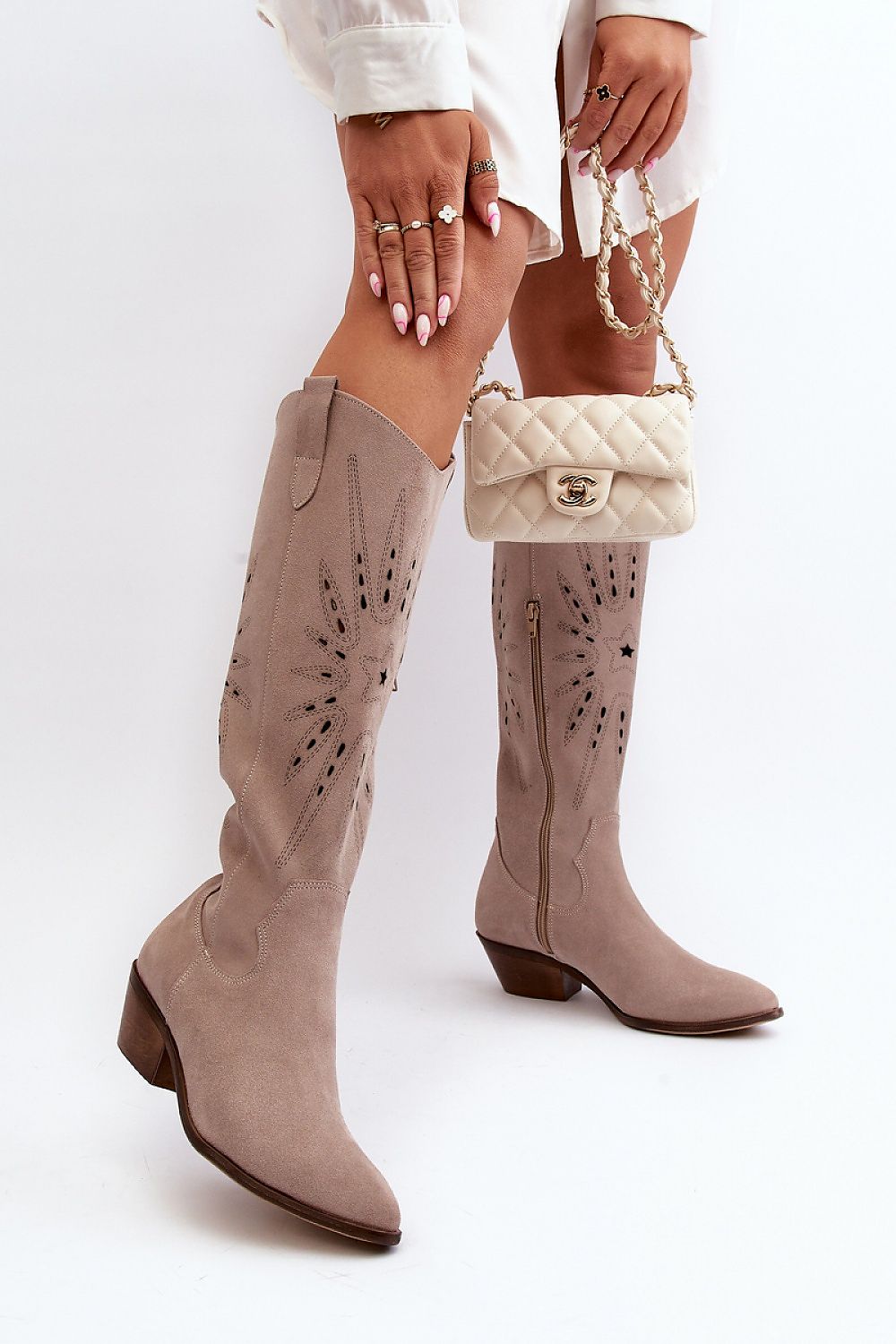  Cizme perforate model 192103 Step in style 