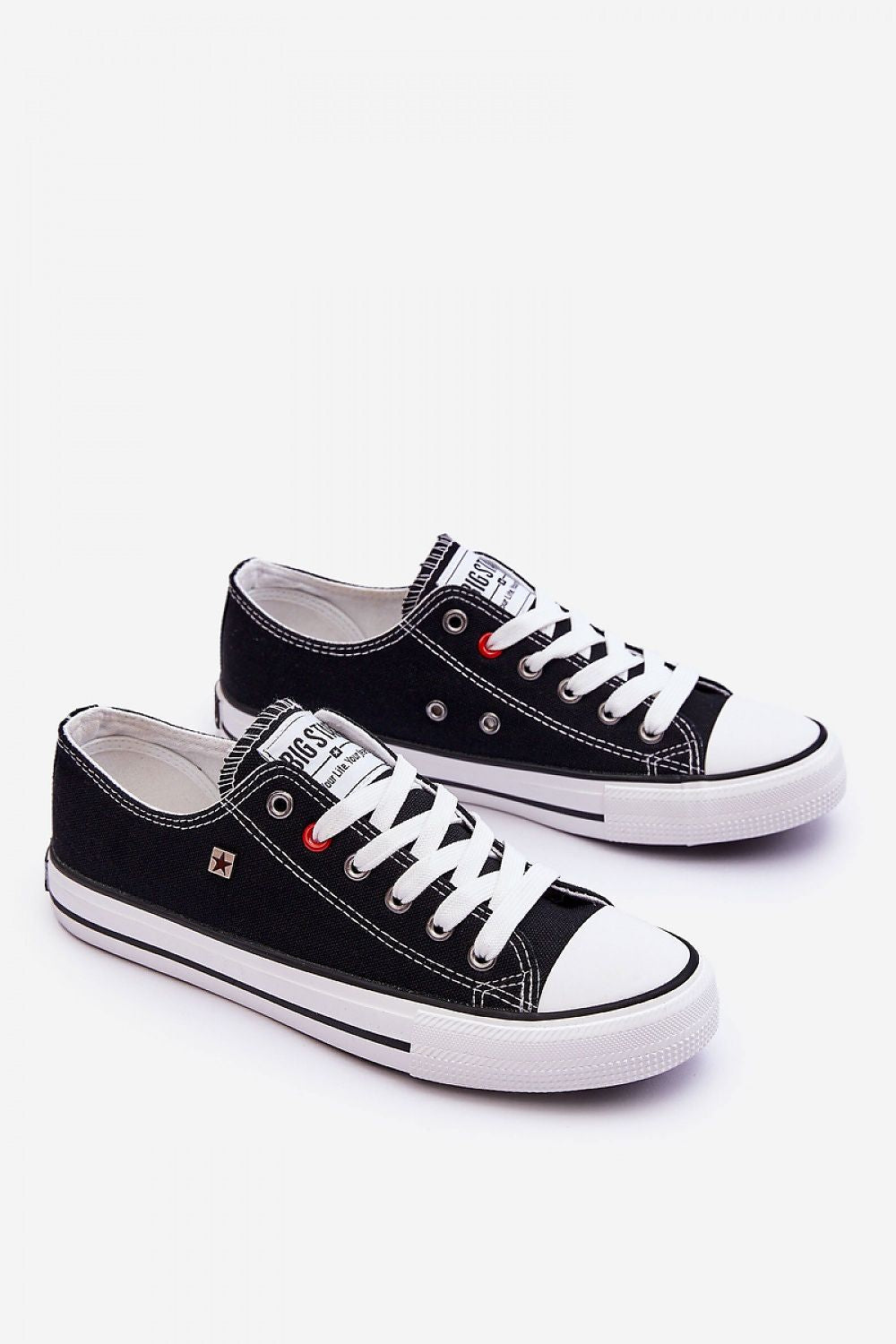  Tenişi model 192308 Step in style 