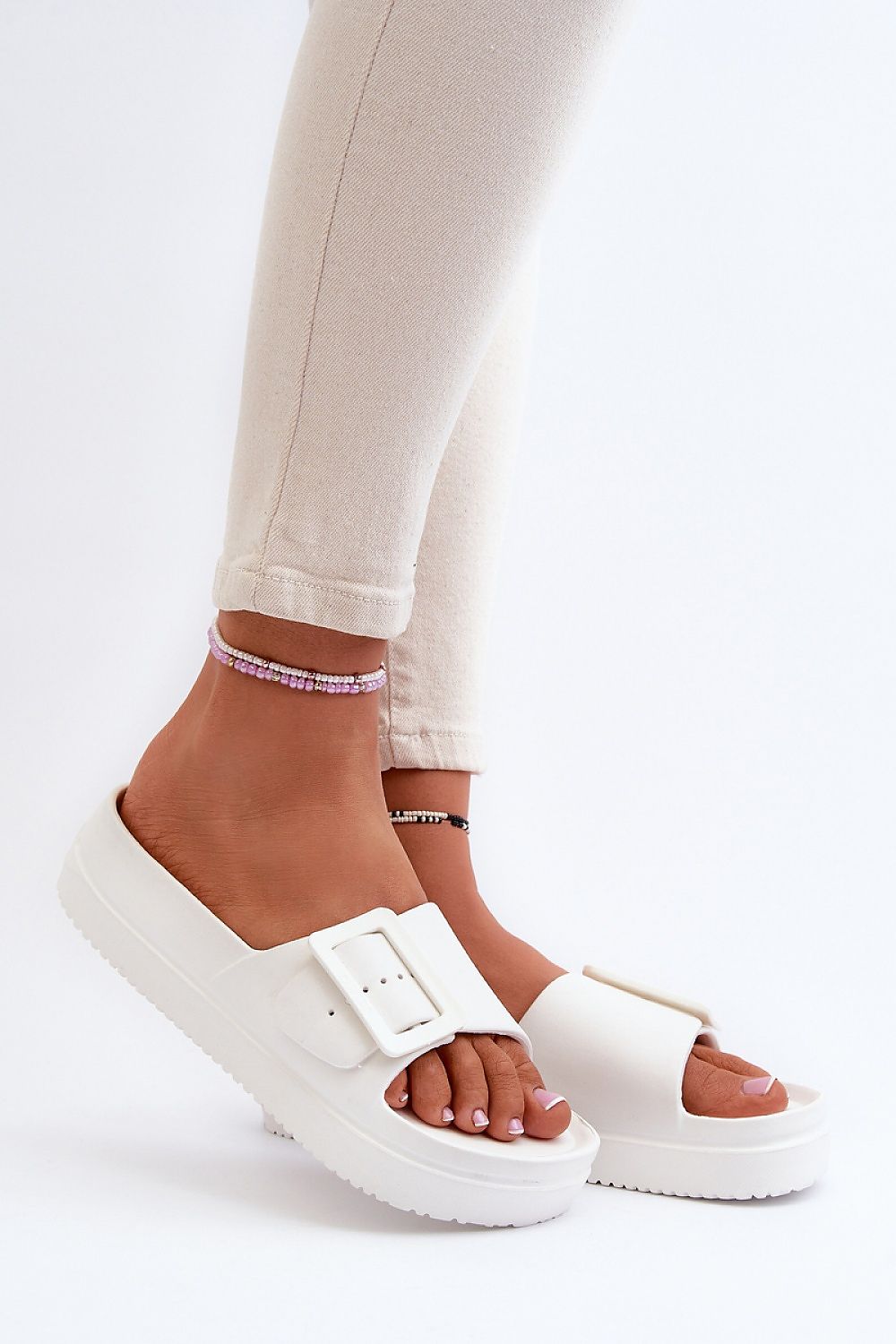  Şlapi model 194984 Step in style 