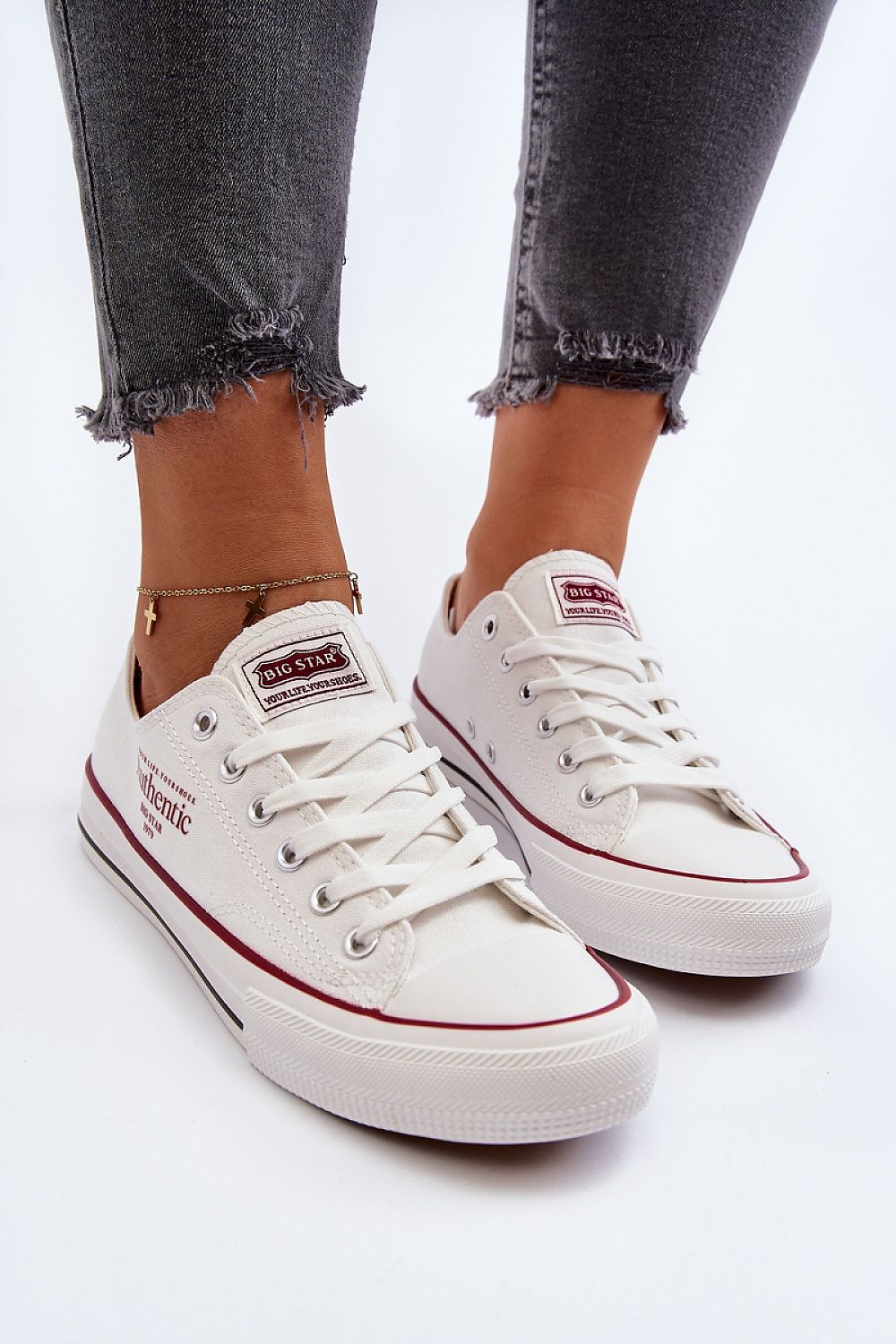  Tenişi model 194989 Step in style 