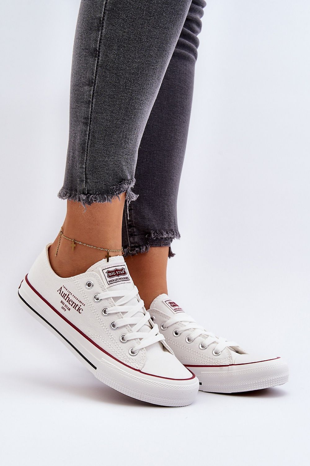  Tenişi model 194989 Step in style 