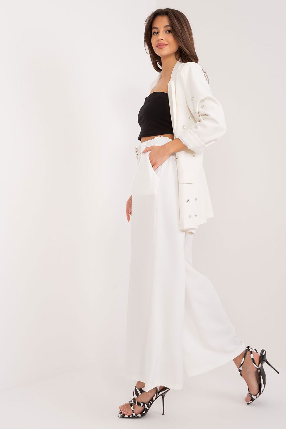  Pantaloni de damă model 195314 Italy Moda 