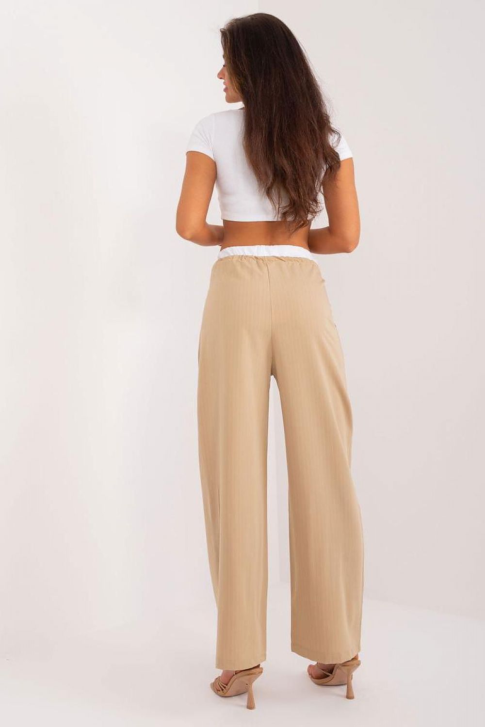  Pantaloni de damă model 196166 Italy Moda 