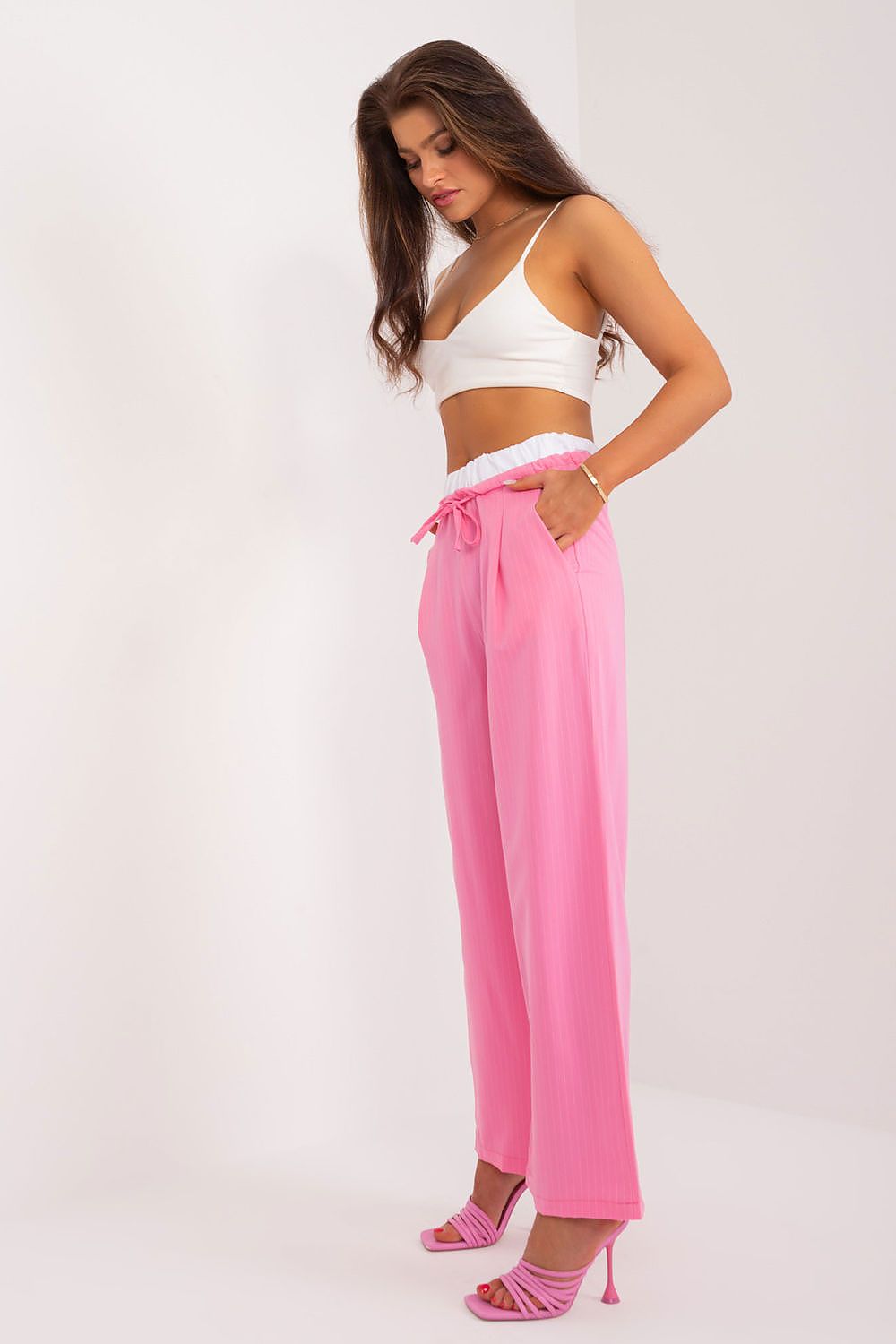  Pantaloni de damă model 196169 Italy Moda 