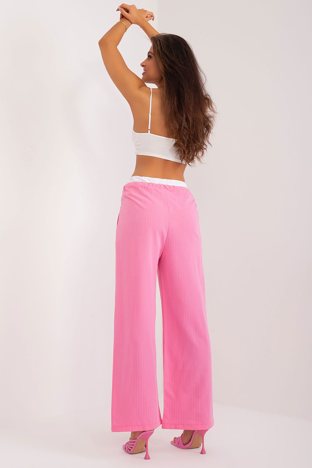  Pantaloni de damă model 196169 Italy Moda 
