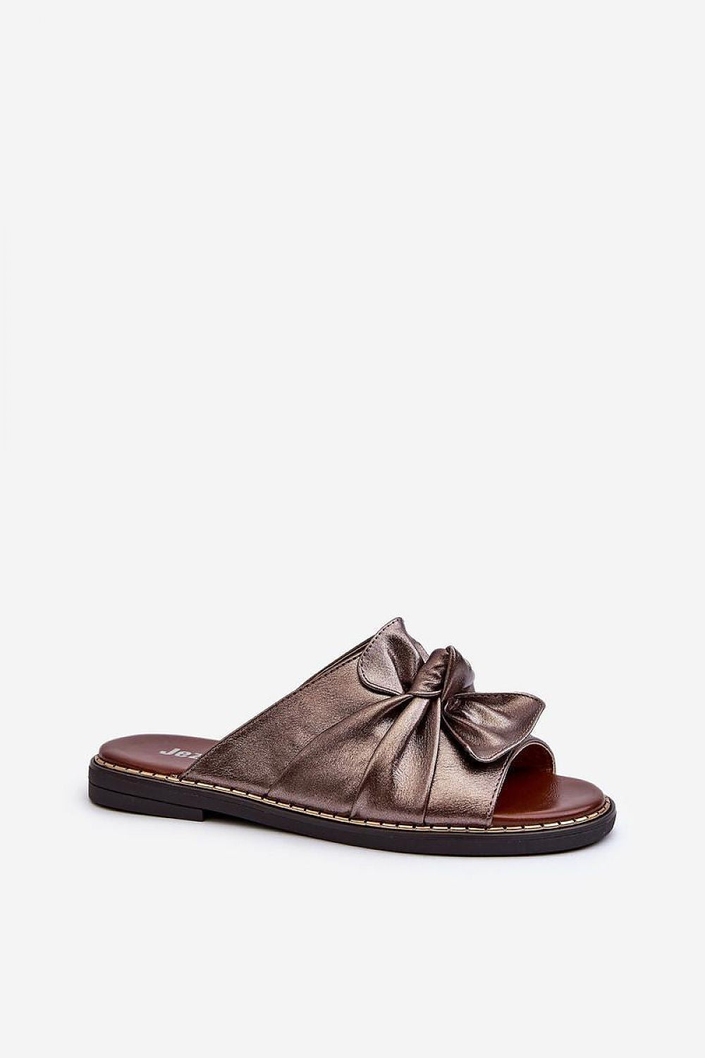  Şlapi model 196425 Step in style 