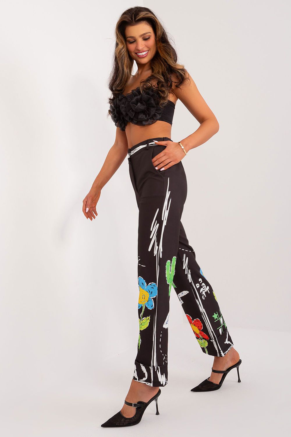  Pantaloni de damă model 196579 Italy Moda 