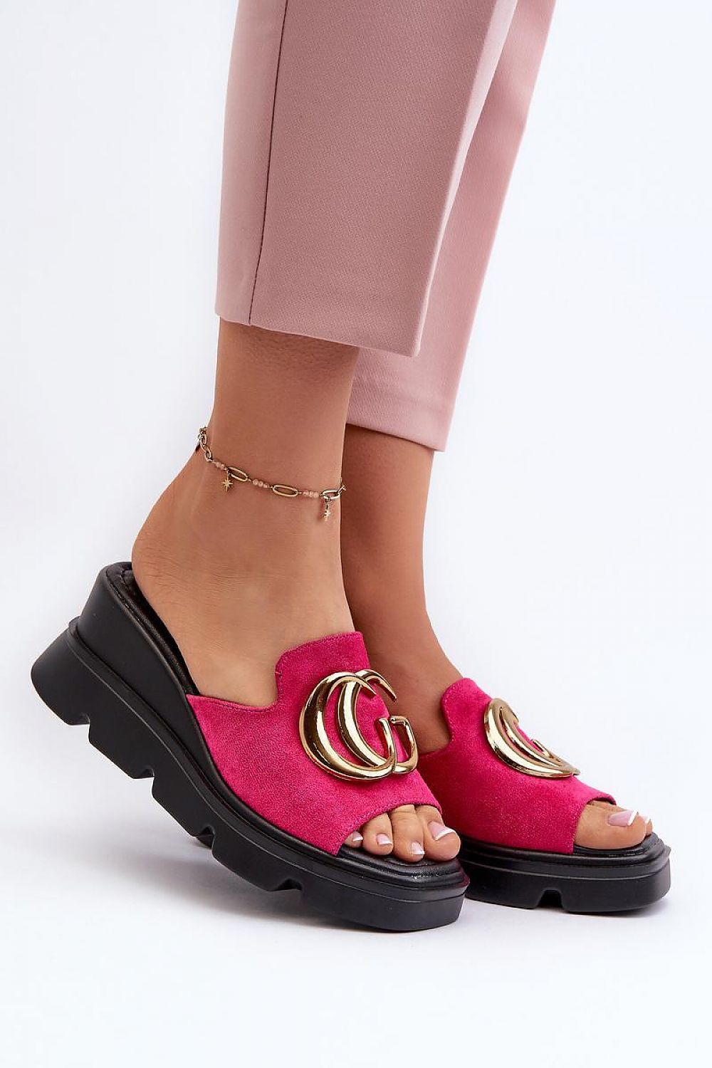  Şlapi model 196692 Step in style 