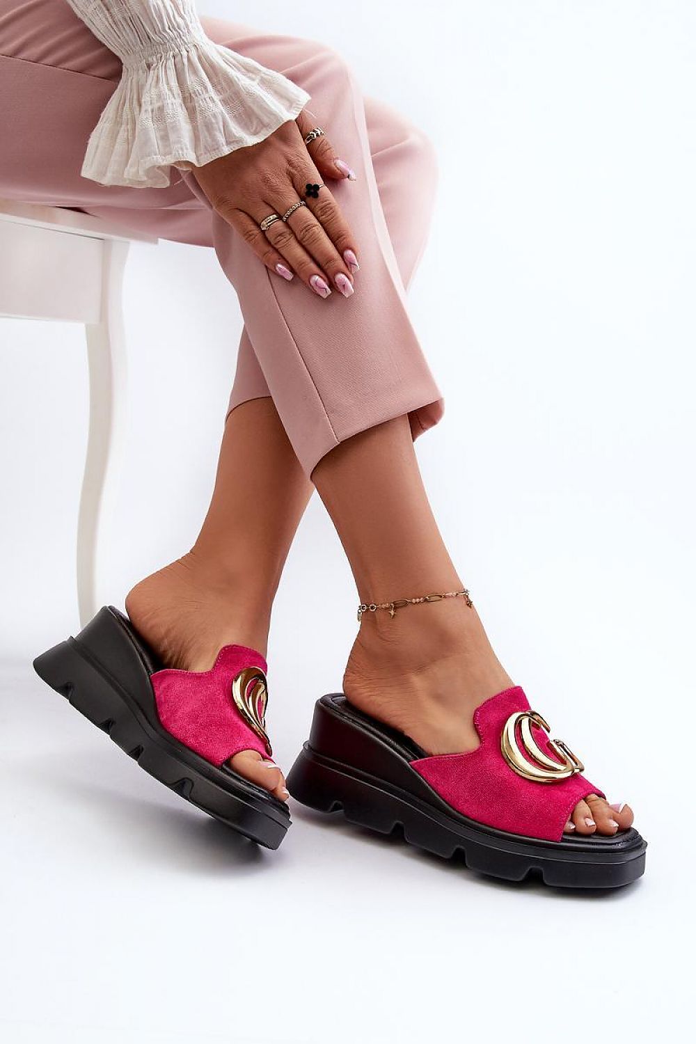  Şlapi model 196692 Step in style 