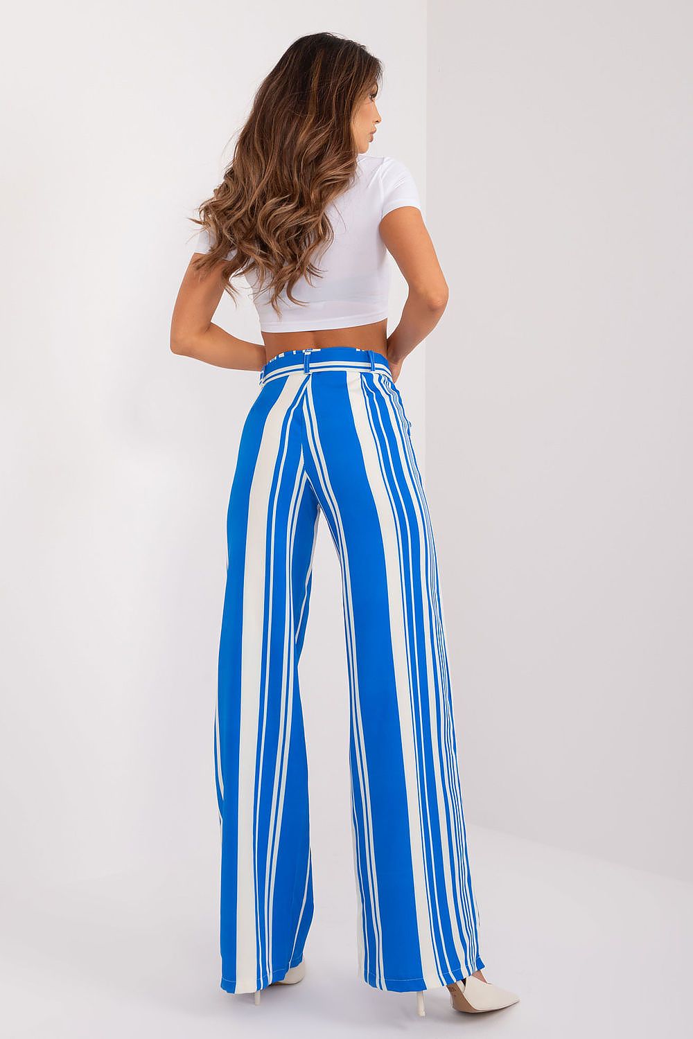  Pantaloni de damă model 197039 Italy Moda 
