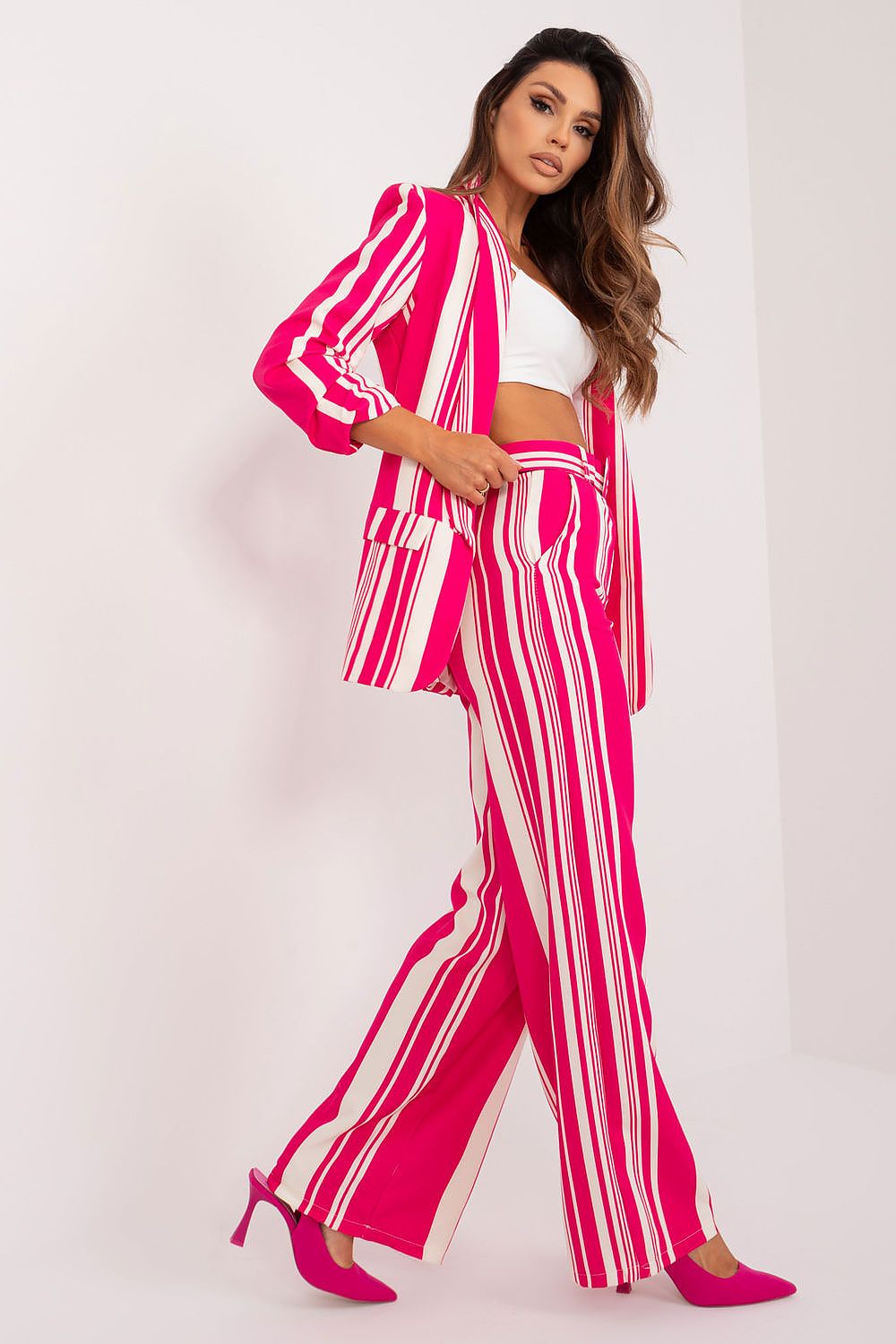  Pantaloni de damă model 197042 Italy Moda 