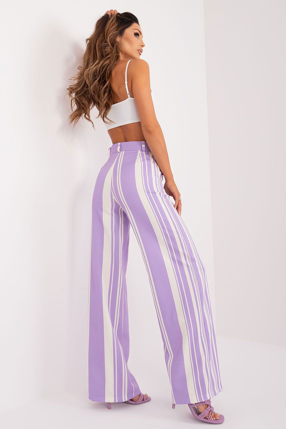  Pantaloni de damă model 197043 Italy Moda 