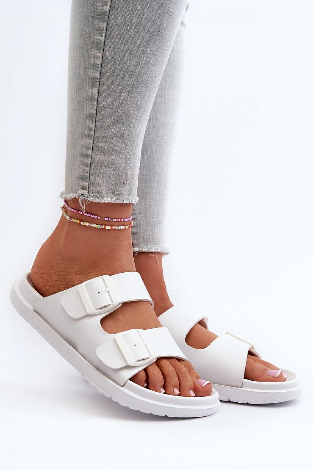  Şlapi model 197415 Step in style 