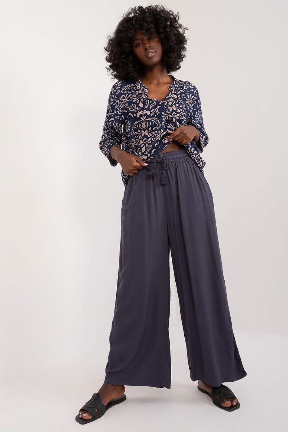  Pantaloni de damă model 197539 Sublevel 