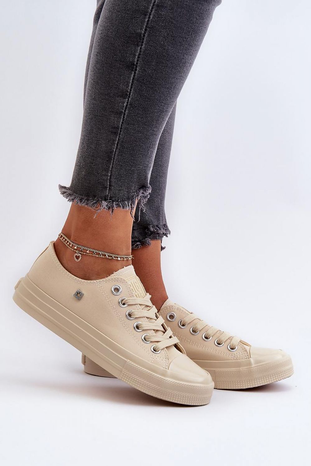  Tenişi model 197893 Step in style 