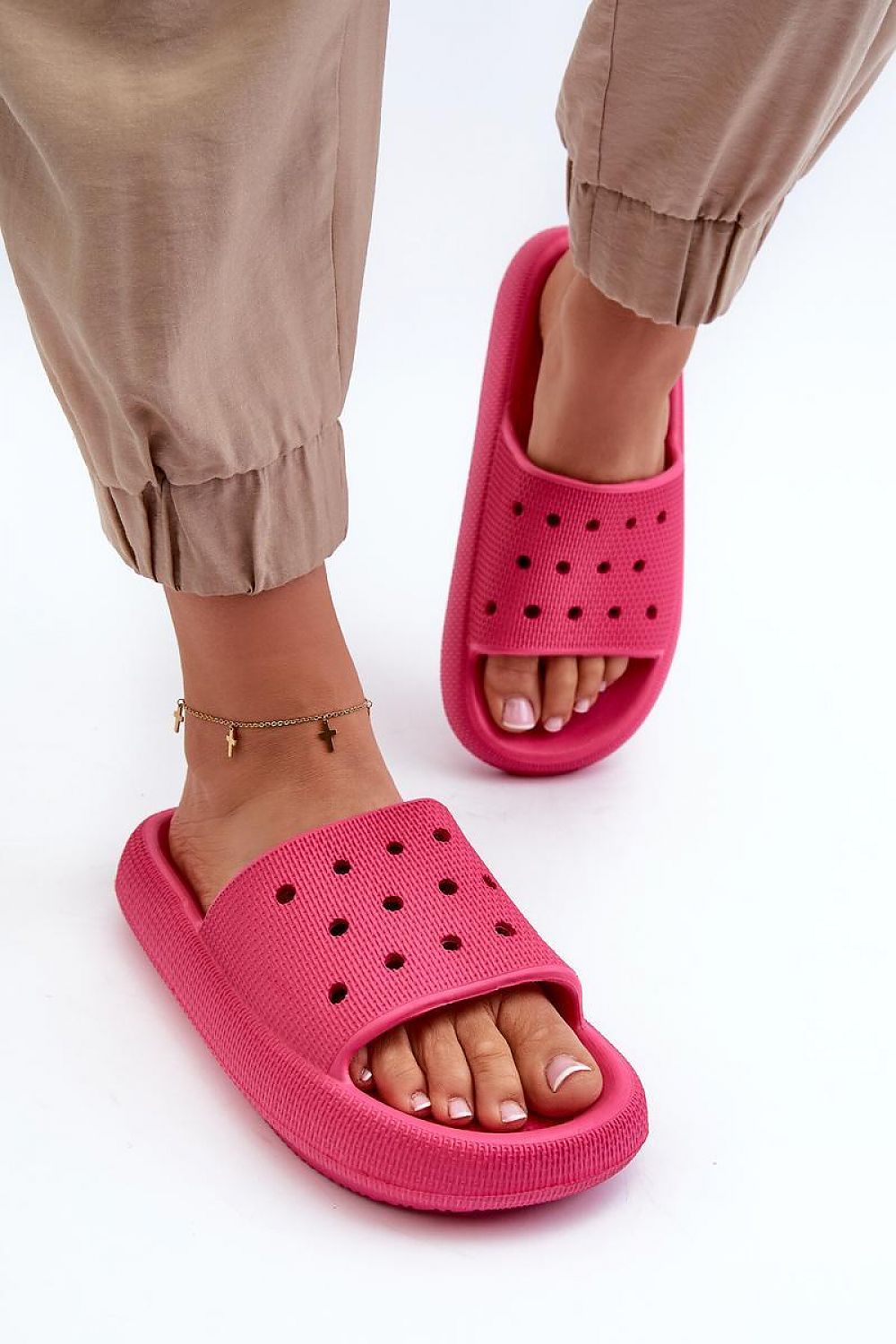  Şlapi model 198175 Step in style 