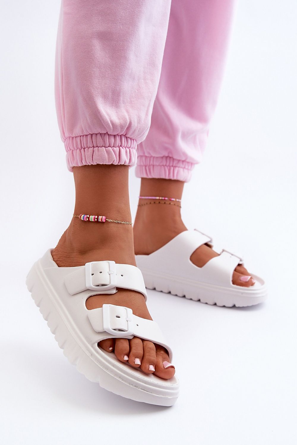  Şlapi model 198281 Step in style 