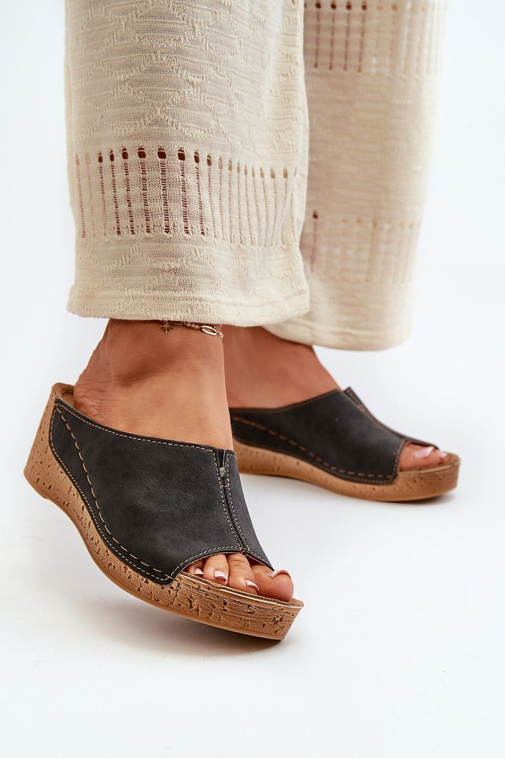  Şlapi model 198462 Step in style 