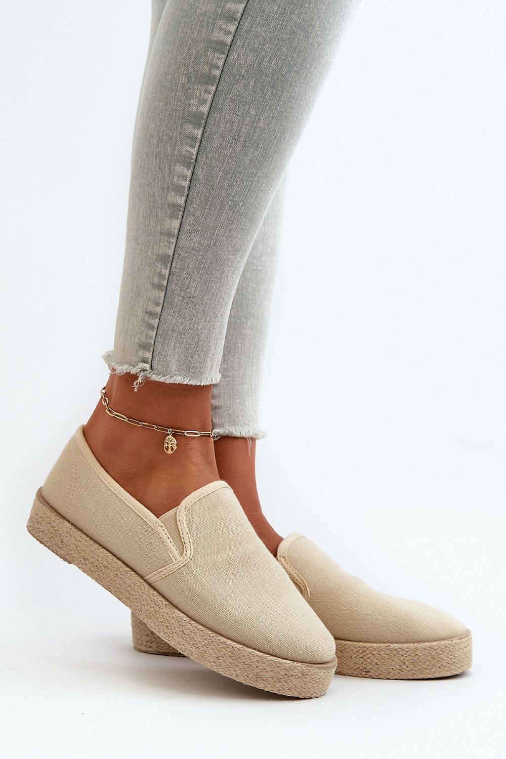  Espadrile model 198473 Step in style 