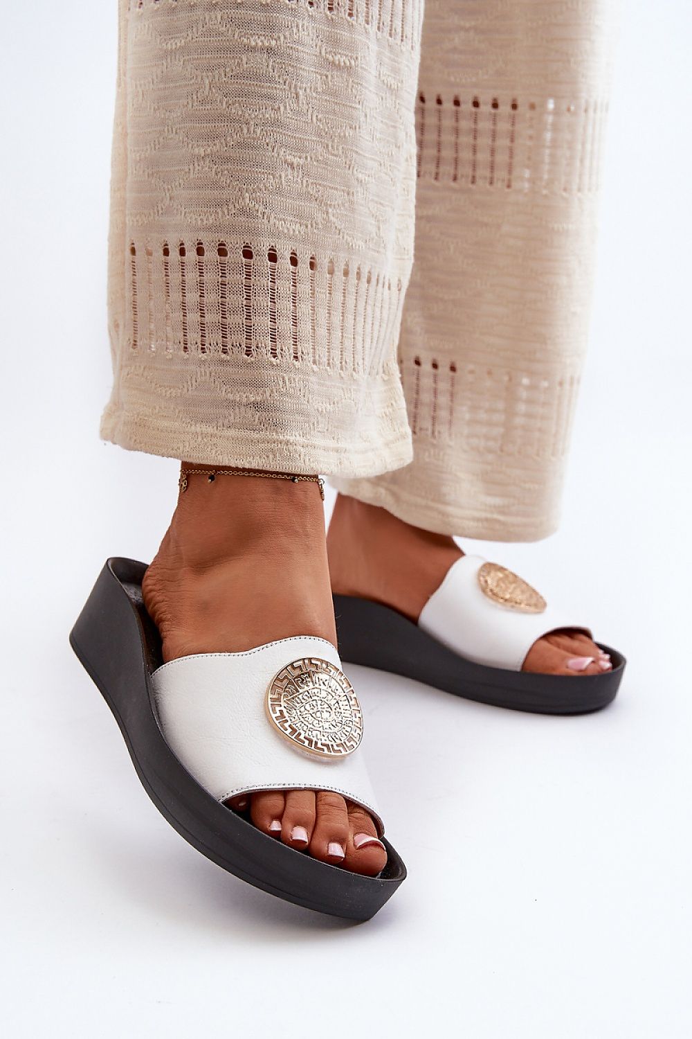  Şlapi model 198478 Step in style 