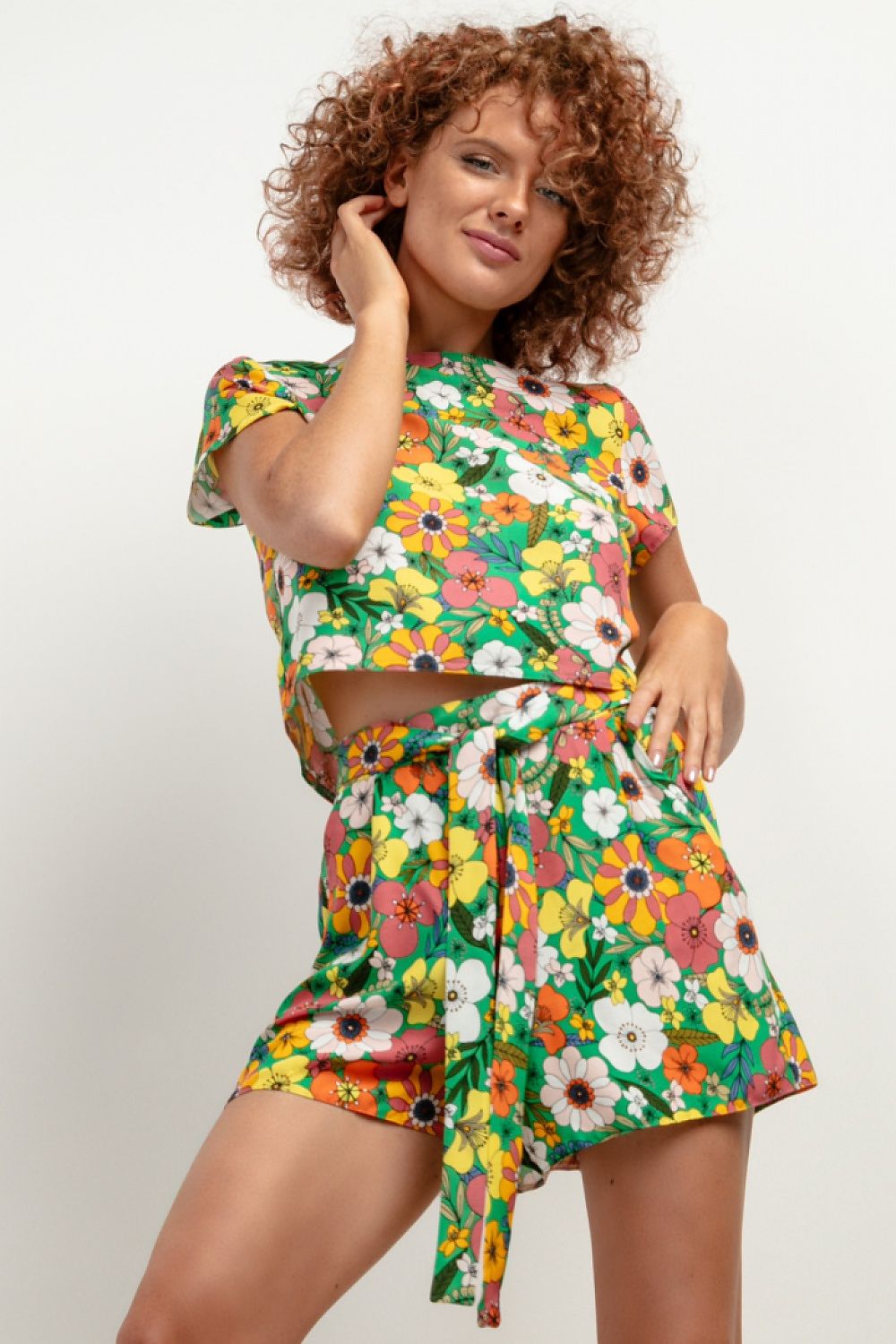  Pantaloni scurţi model 198555 Tessita 