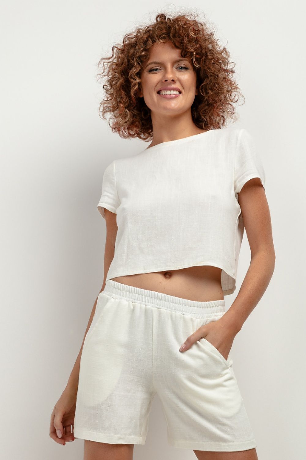  Pantaloni scurţi model 198559 Tessita 