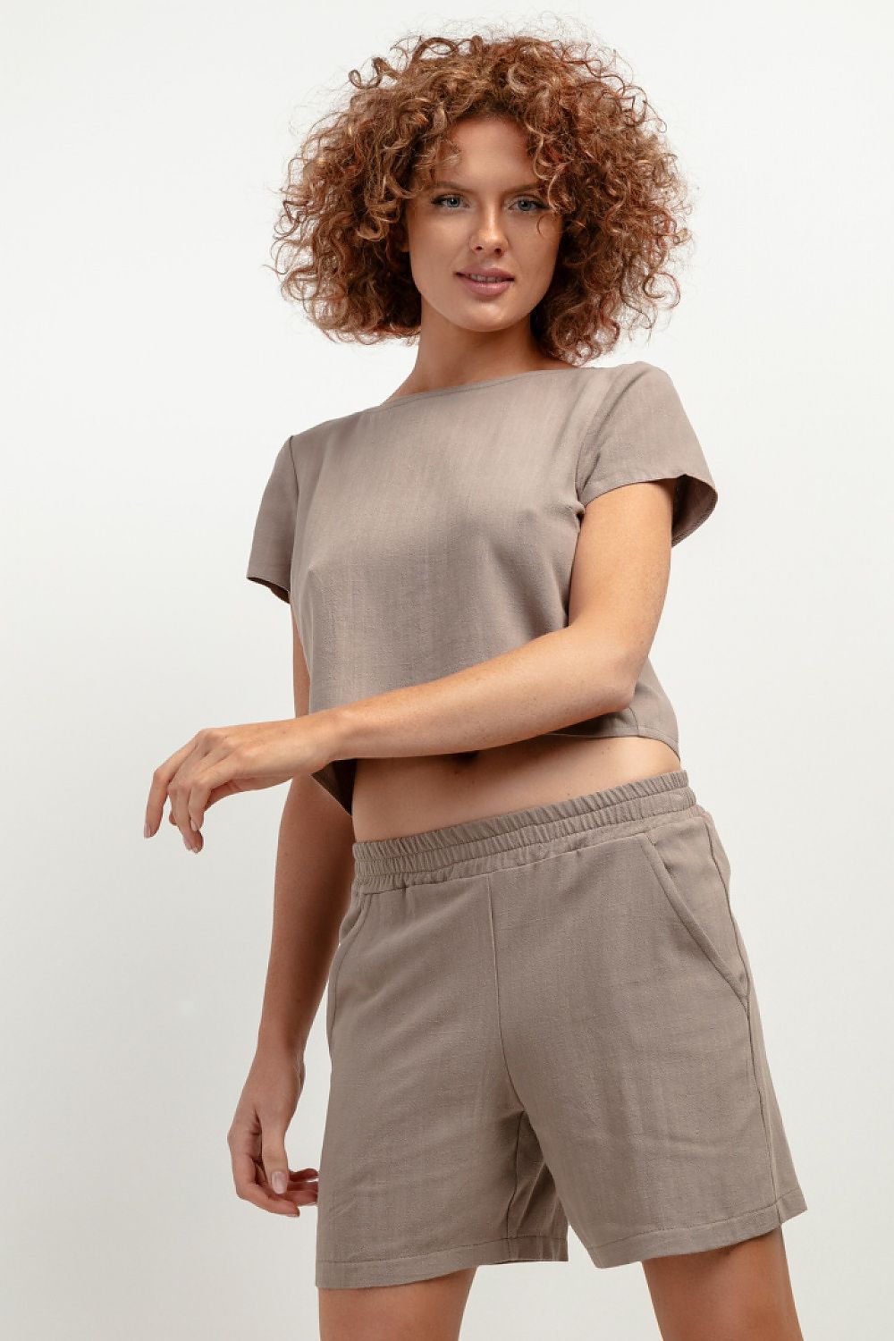  Pantaloni scurţi model 198560 Tessita 